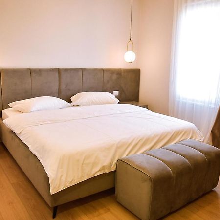 Hotel Jurgen Rinas ภายนอก รูปภาพ