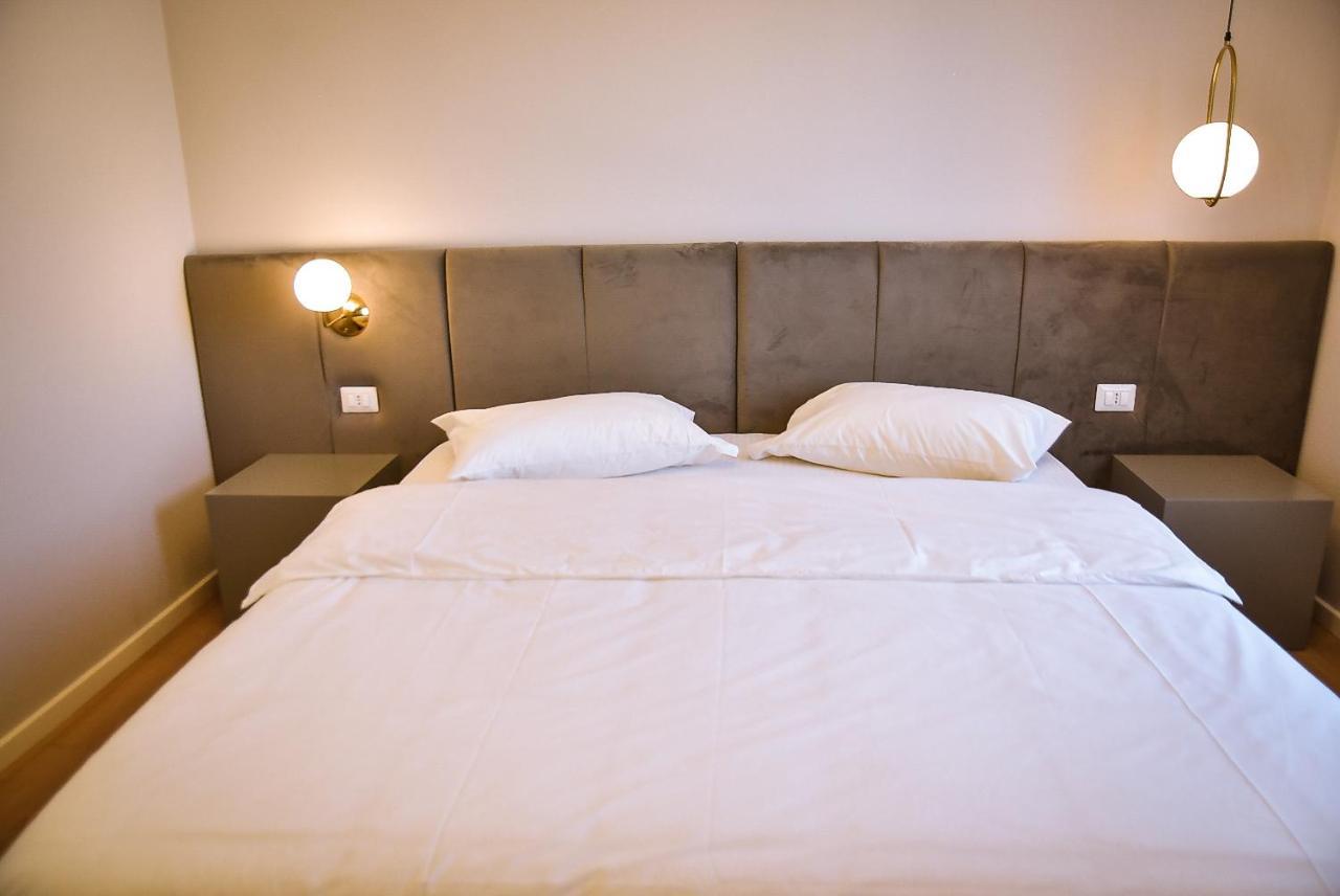 Hotel Jurgen Rinas ภายนอก รูปภาพ