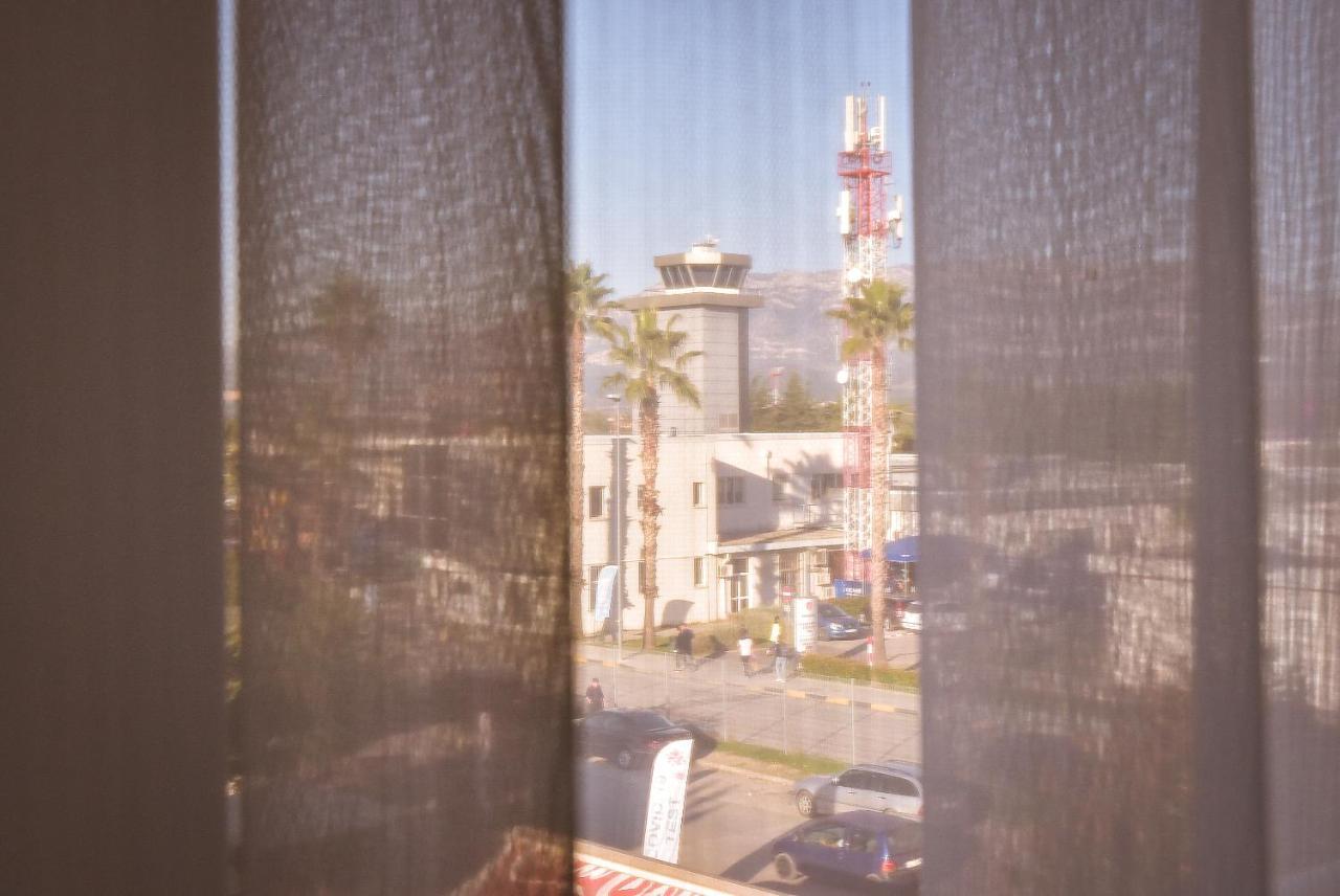 Hotel Jurgen Rinas ภายนอก รูปภาพ