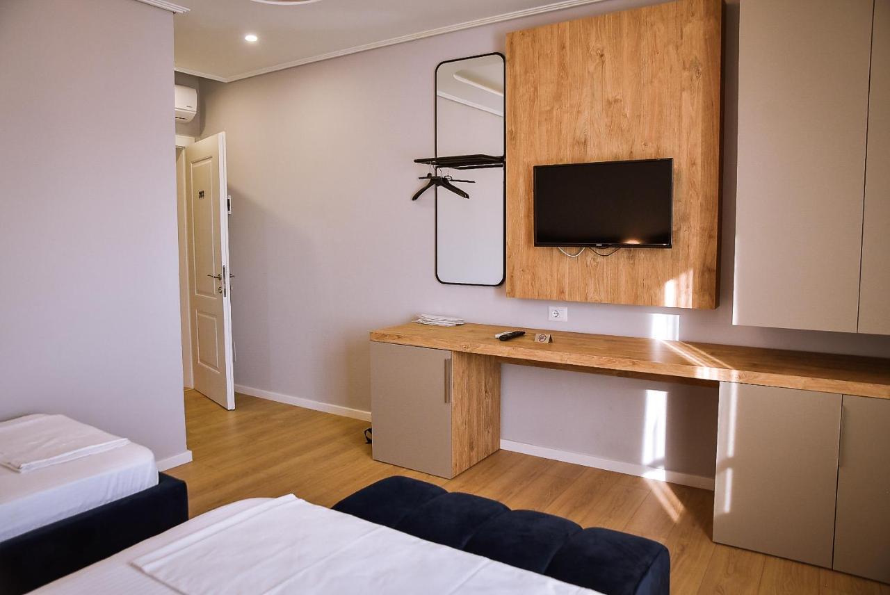 Hotel Jurgen Rinas ภายนอก รูปภาพ